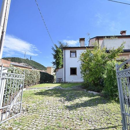 Calaone Wondeful Duplex Apartment Con Parcheggio X4 Baone Kültér fotó