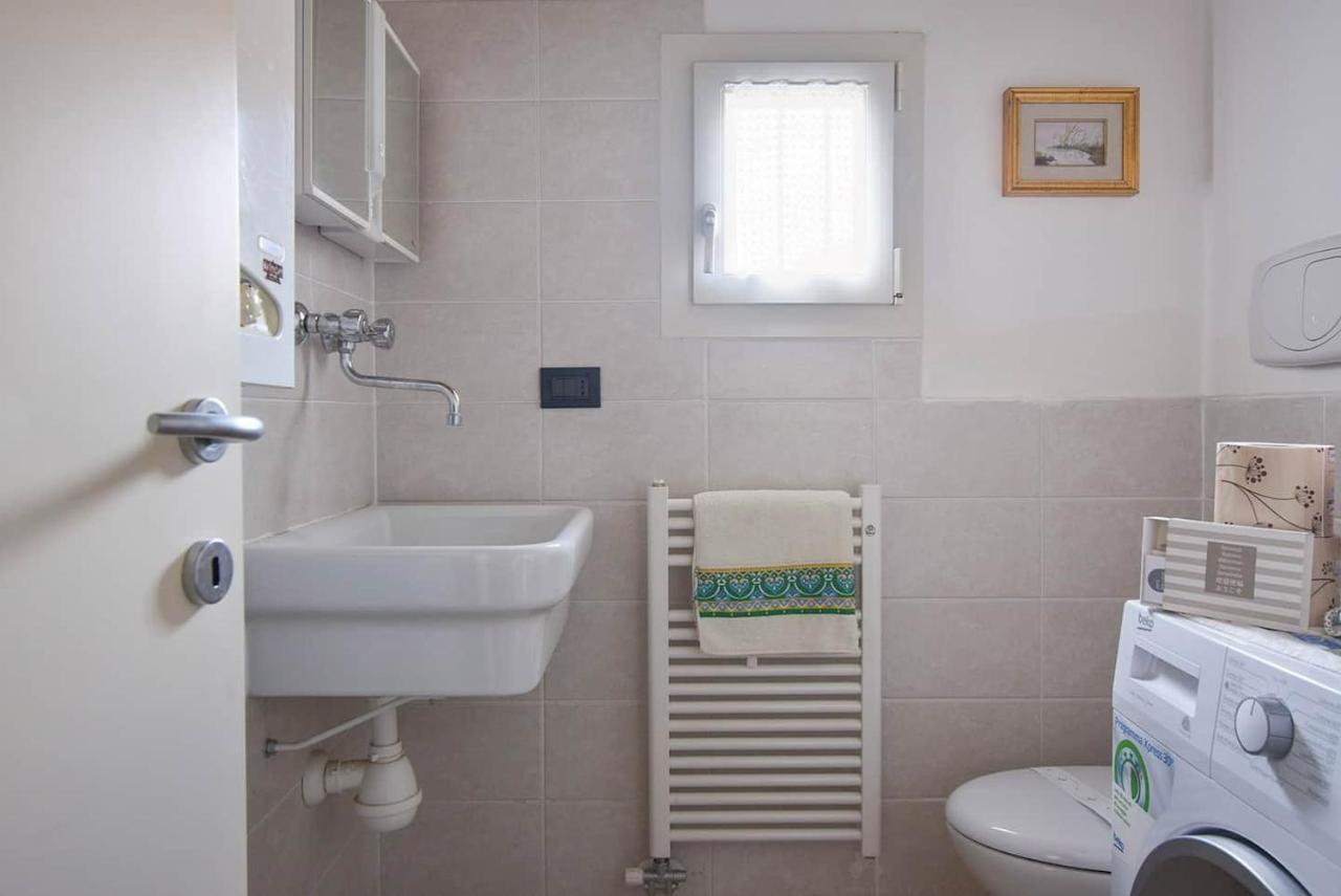 Calaone Wondeful Duplex Apartment Con Parcheggio X4 Baone Kültér fotó